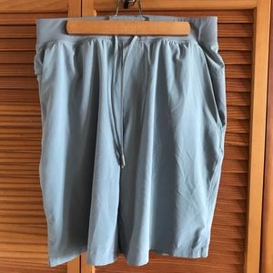 Lululemon The Short 9” Lined